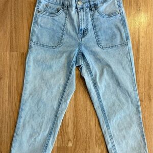 Black Bull Light Blue Denim Capris